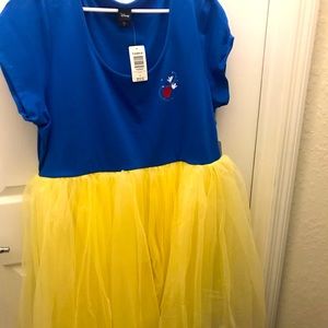 Sparkly Disney by Torrid Snow White dress NWT TORRID SIZE 3